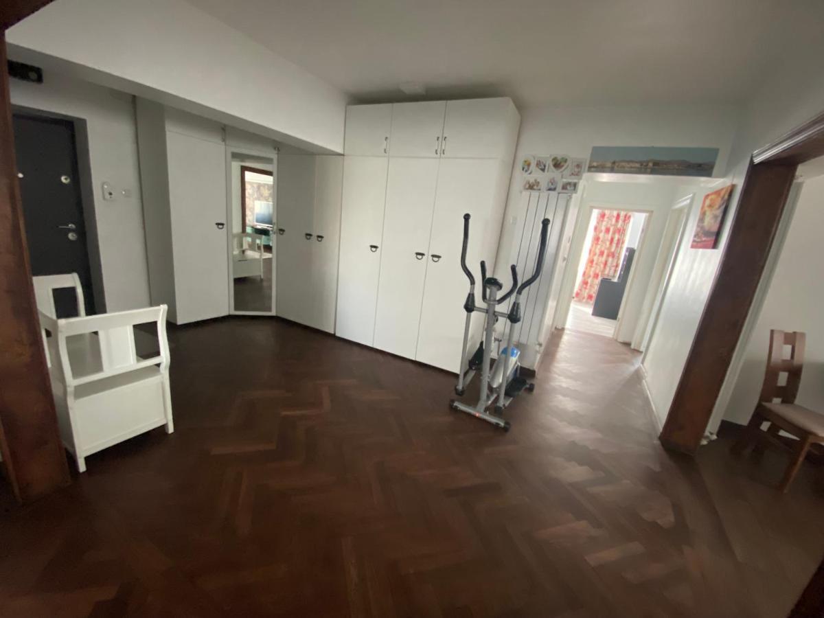 Violetta Apartament Buzau Exterior foto
